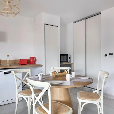 Apartment En Bord De A